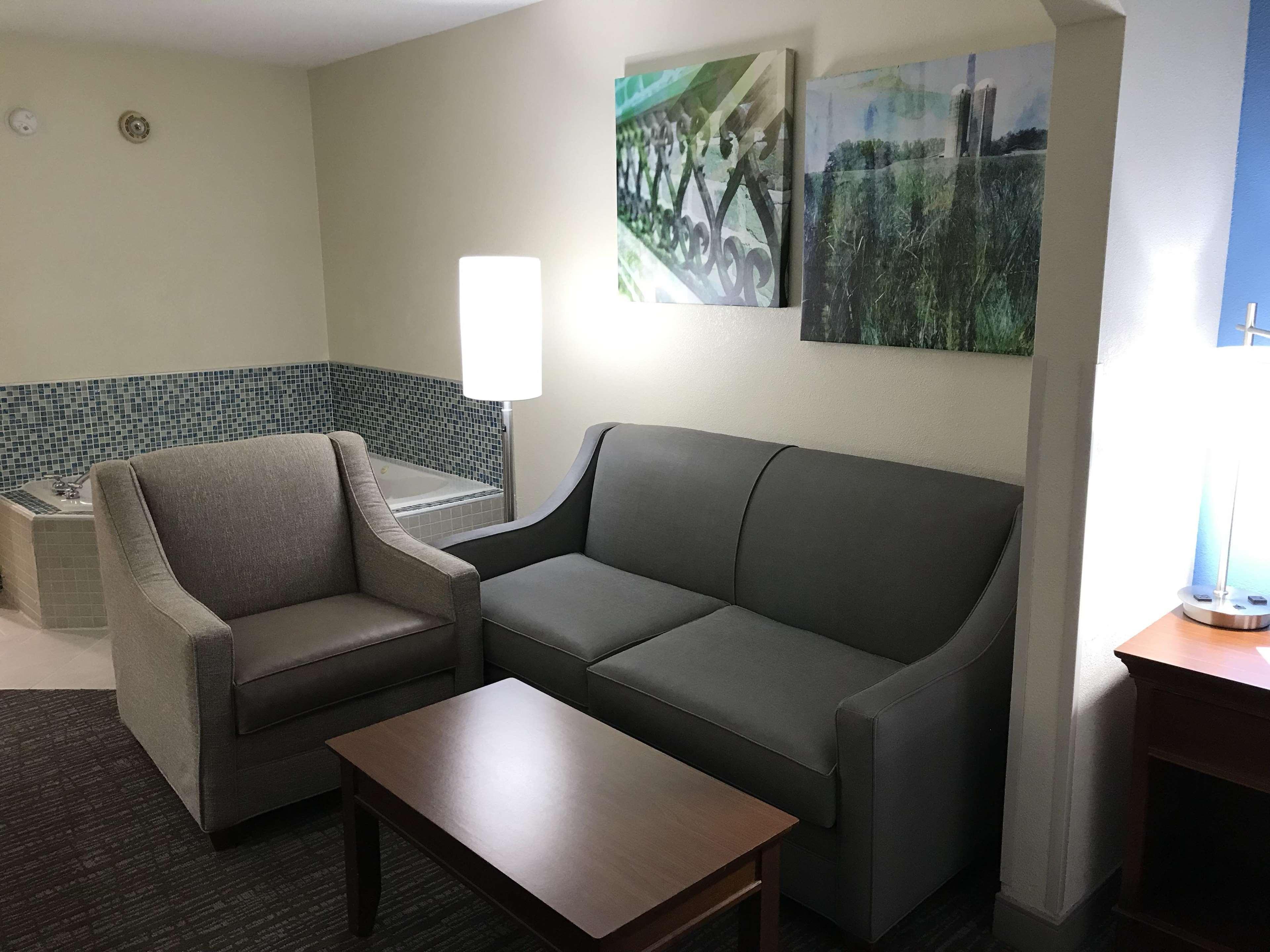 Best Western Inn & Suites Monroe Eksteriør bilde