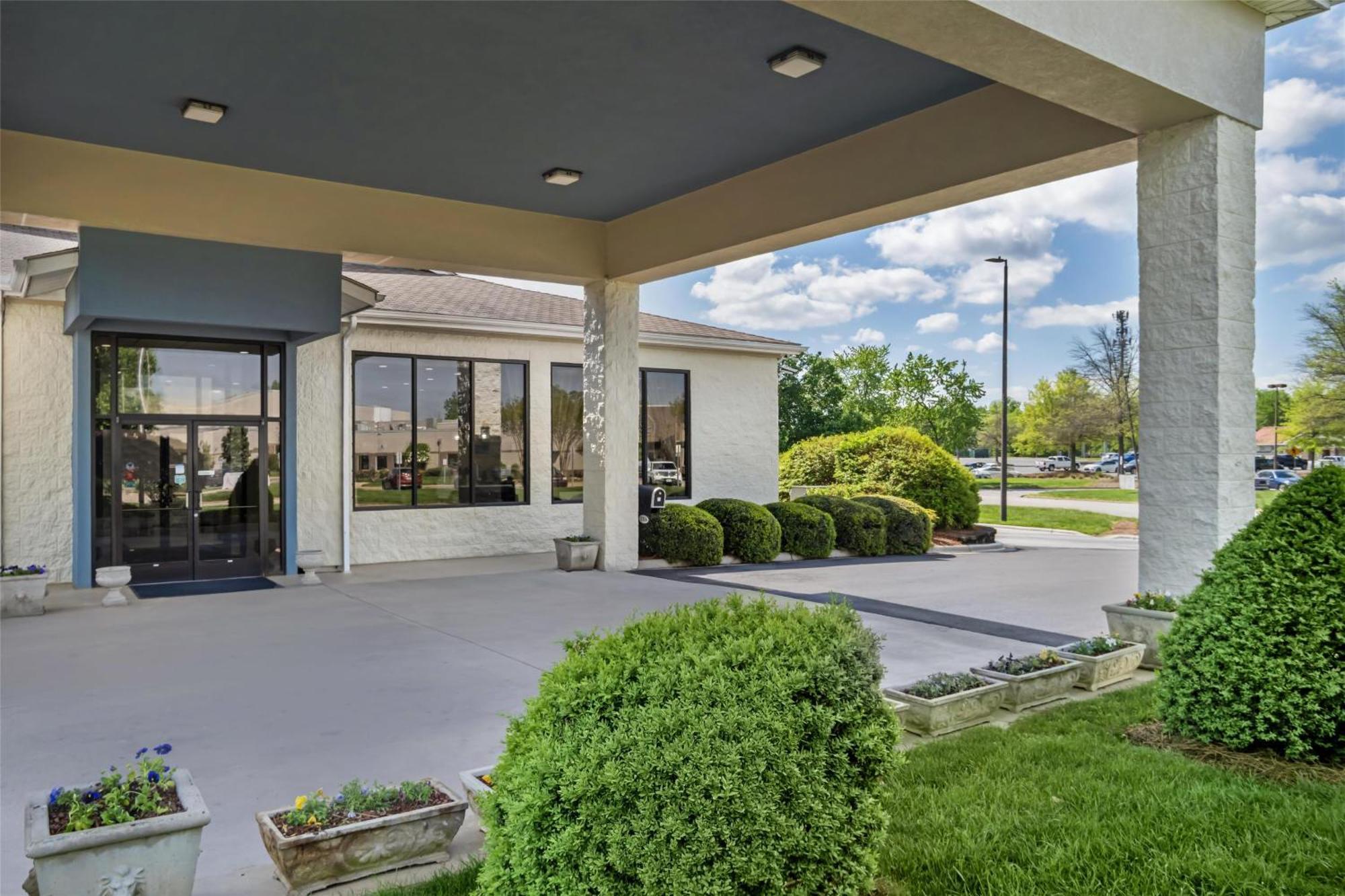 Best Western Inn & Suites Monroe Eksteriør bilde
