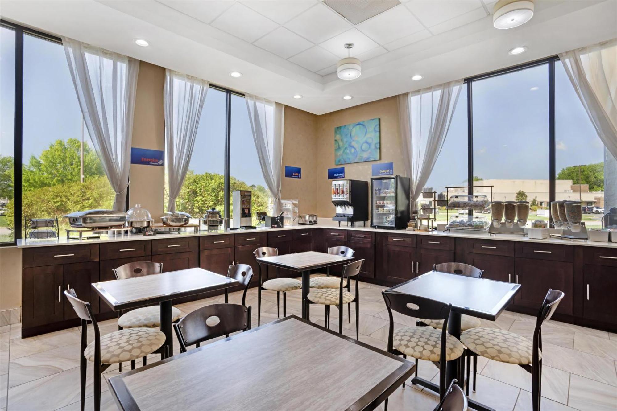 Best Western Inn & Suites Monroe Eksteriør bilde